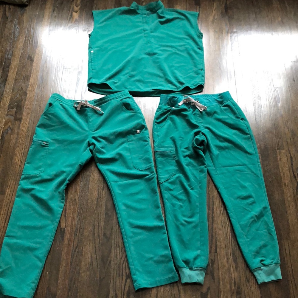 Figs Hunter Green Scrubs